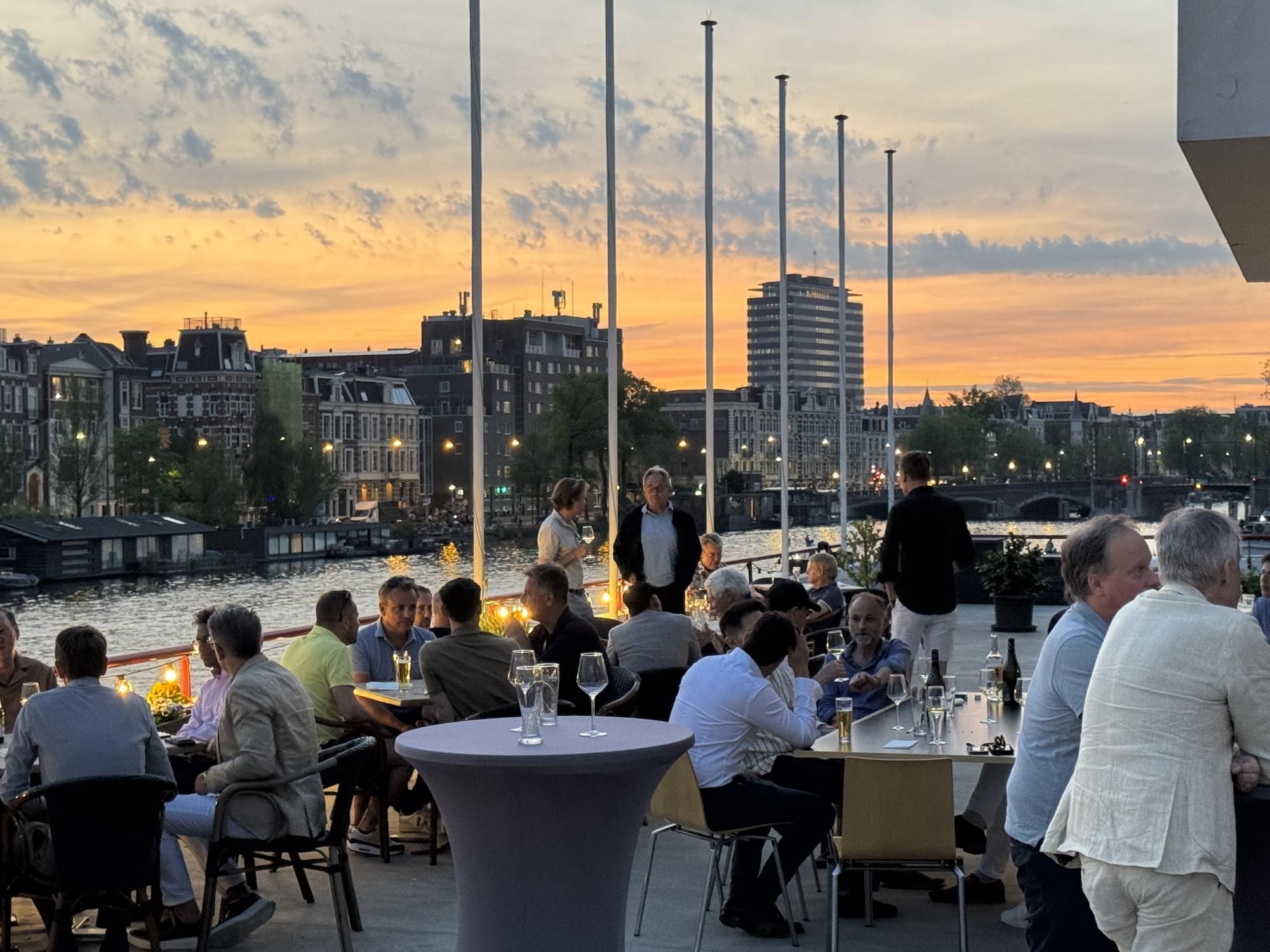 Maandelijkse borrel april 2026