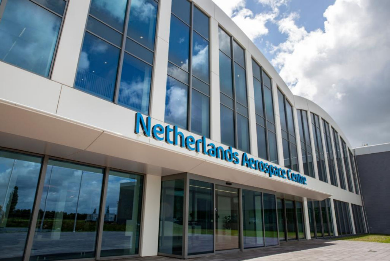 Internship NLR
