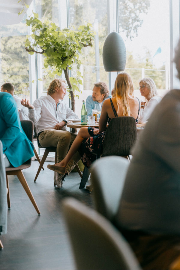 Eindfeest JCC-seizoen 2022-2023: summer chic in beeld!