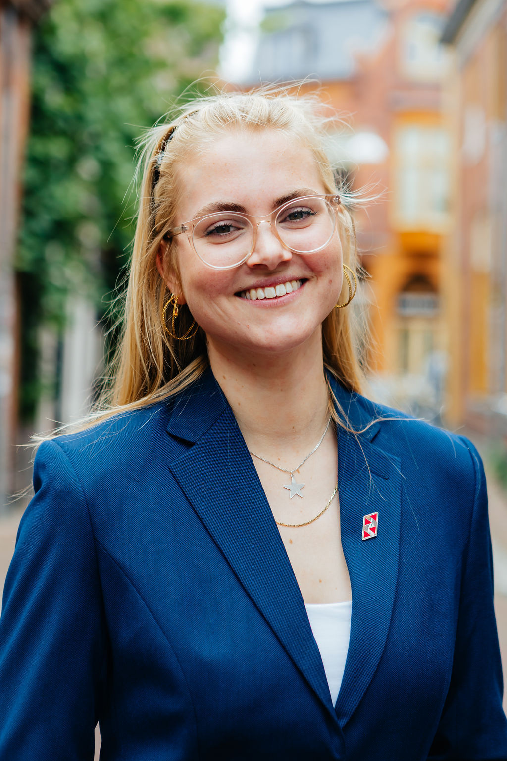 Bestuursfoto_Madeleine_webversie_webresolutie.jpg