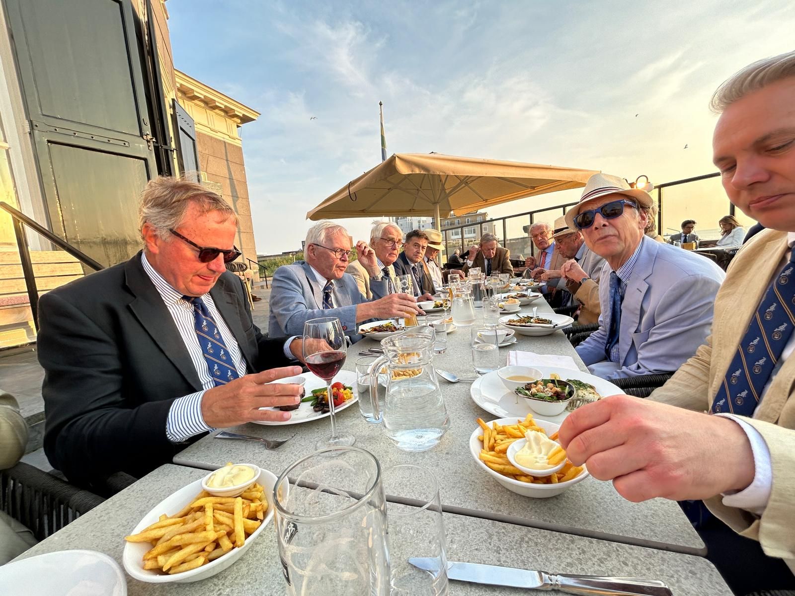 Verslag Zomerborrel & -diner Hermestafel De Witte - Den Haag