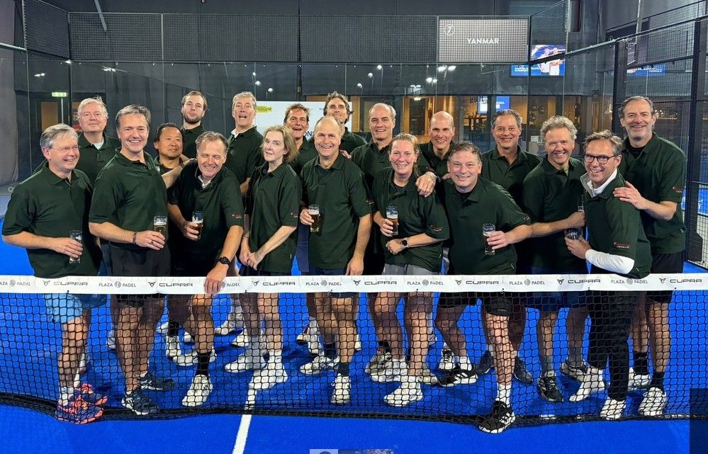 De Walhalla Padel Society: Reunite. Rally. Relax.