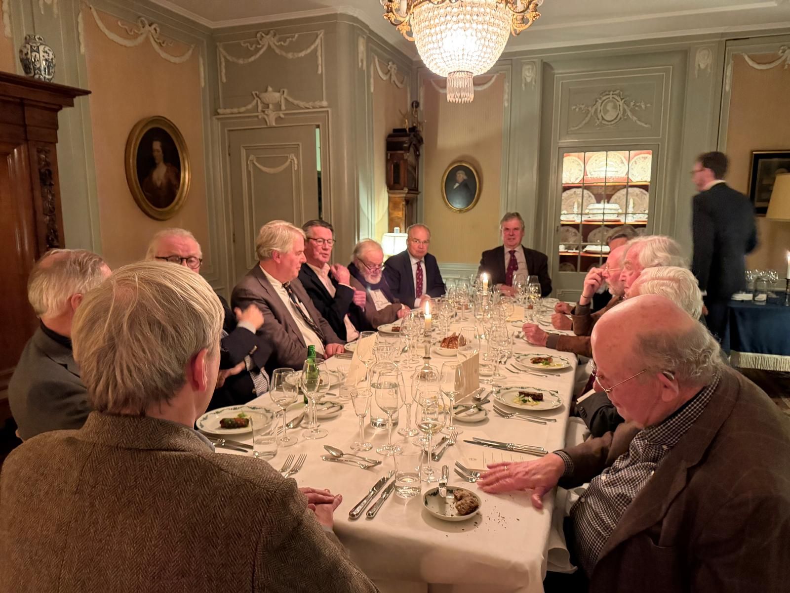 Verslag Heerendiner Hermeskring Fryslân