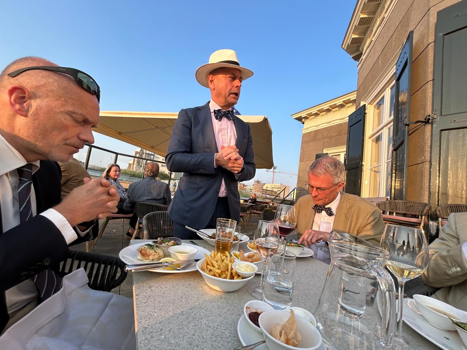 Verslag Zomerborrel & -diner Hermestafel De Witte - Den Haag
