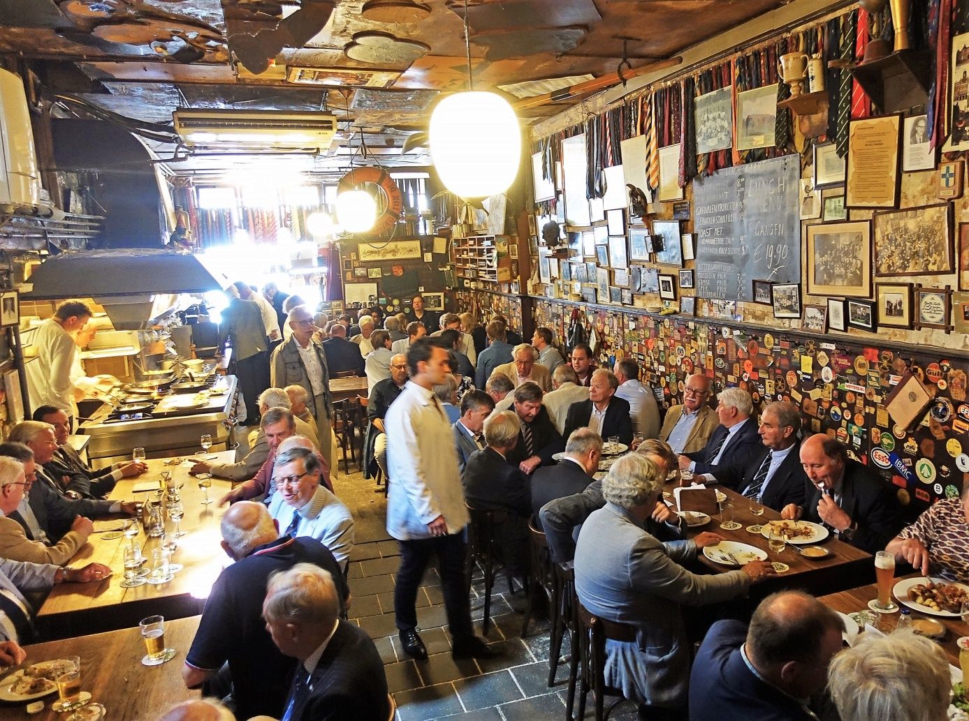 Aankondiging maandelijkse oud-ledenlunch in De Pijp Rotterdam op vrijdag 7 juni 2024  