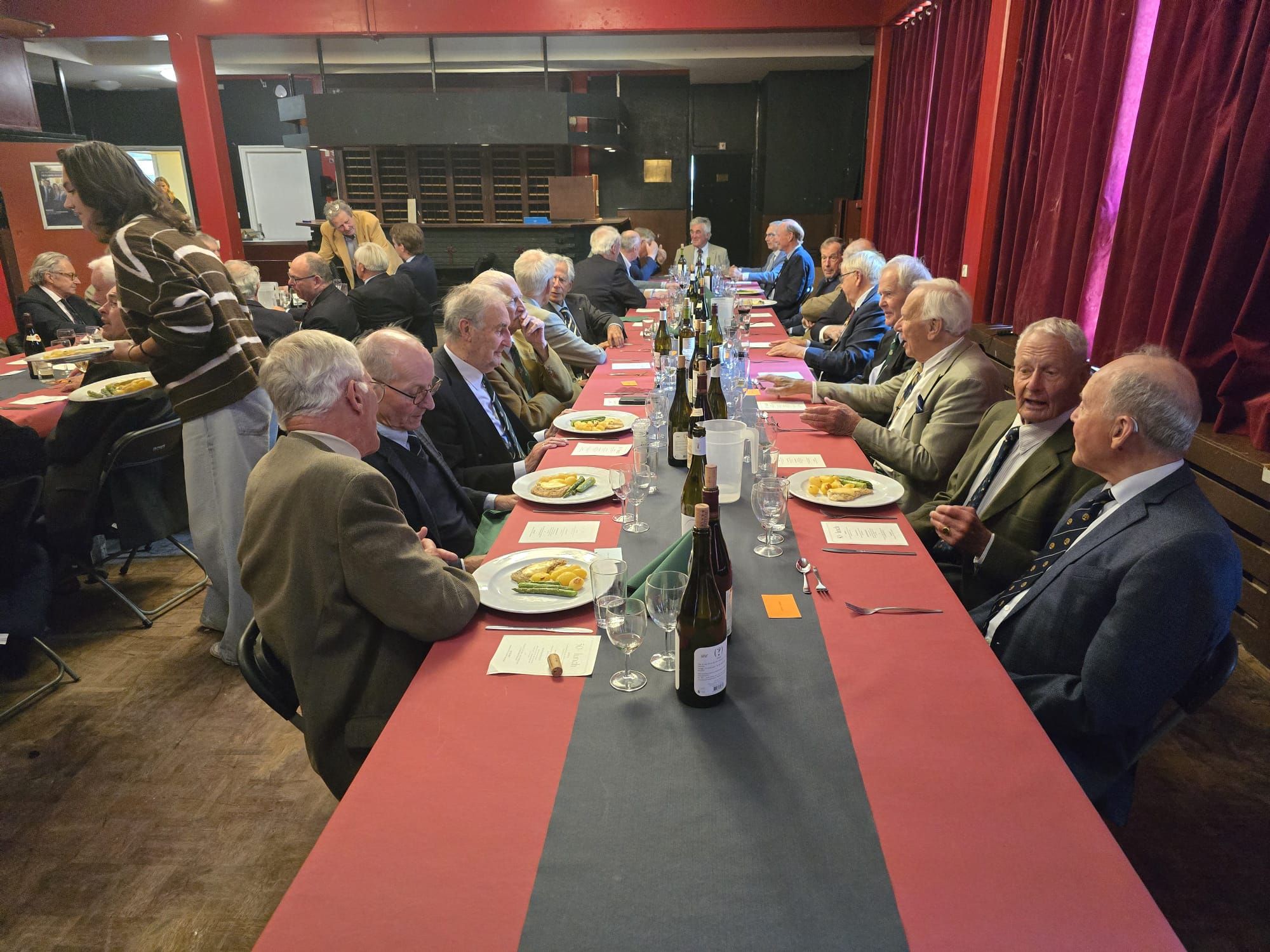 Verslag 50+ lunch Sociëteit Hermes – 9 juni 2026