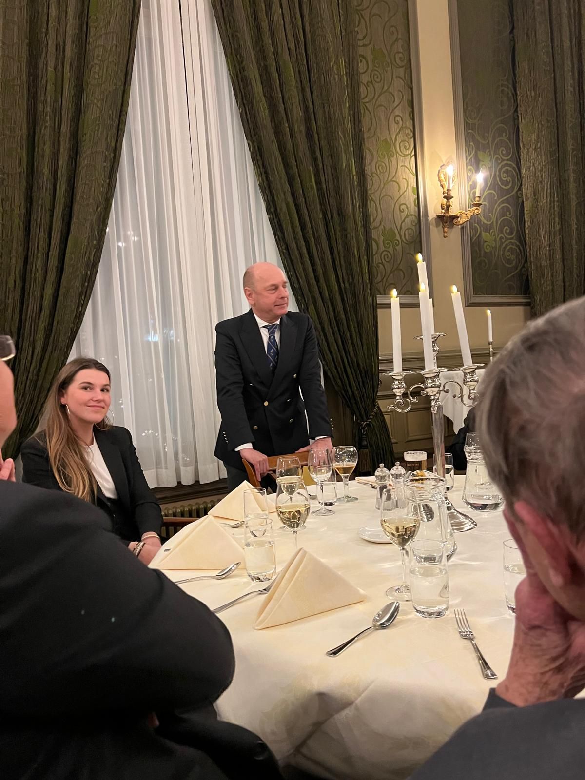 Senaatsdiner Hermestafel Den Haag De Witte