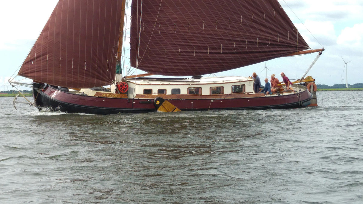 st_Michael_onder_zeil.png